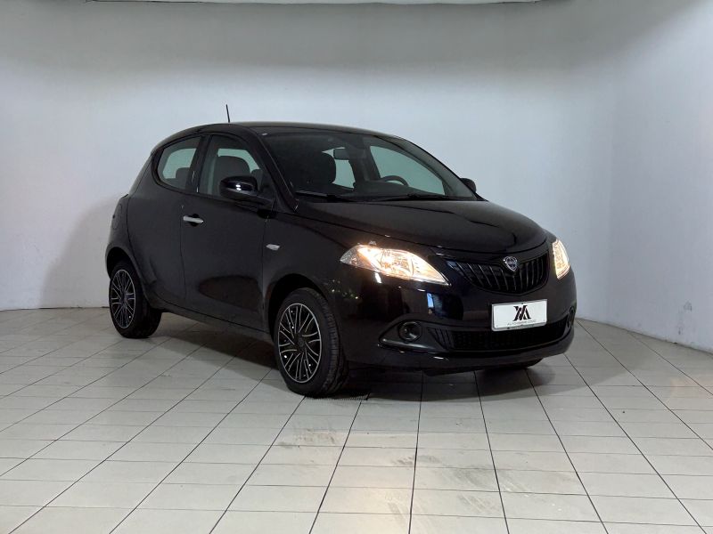 LANCIA Ypsilon Ypsilon 1.0 firefly hybrid Gold s&s 70cv - Autoviemme