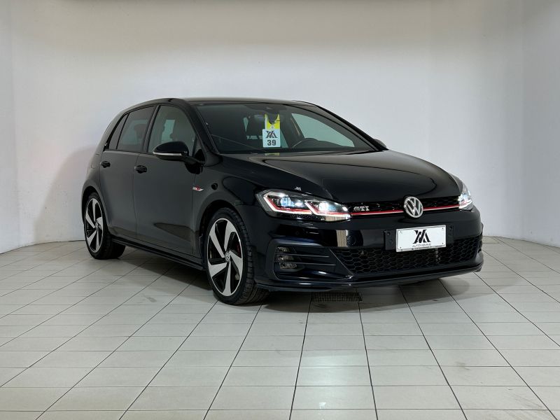 VOLKSWAGEN Golf GTI Golf 2.0 tsi GTI 230 cv dsg - Autoviemme