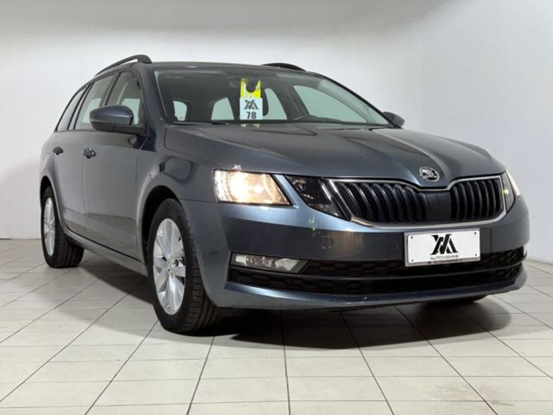 SKODA Octavia Octavia Wagon 1.6 tdi Executive 115cv dsg - Autoviemme